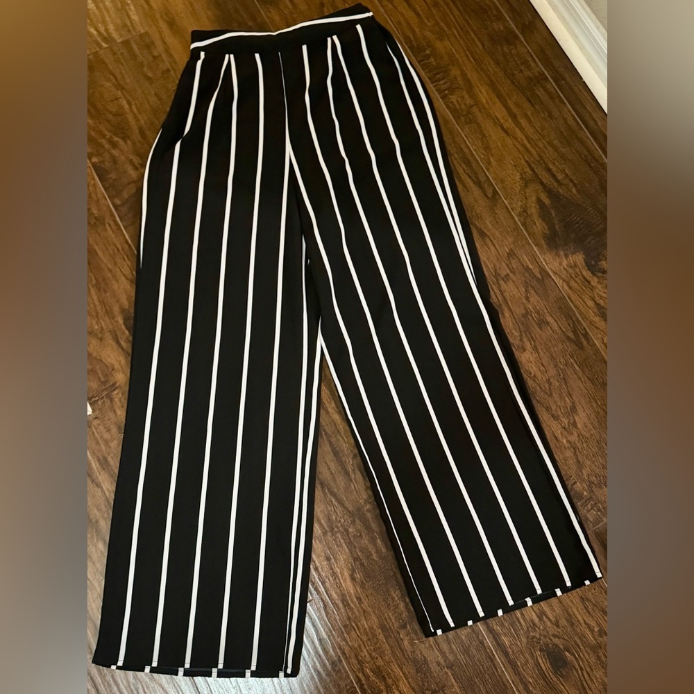 Black and white stripe dress pants. Lightweight. Elastic waistband. Wide leg